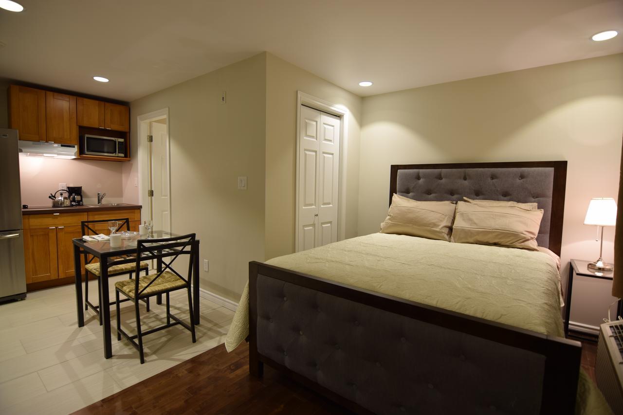 The Lion Inn & Suites Chetwynd Eksteriør billede